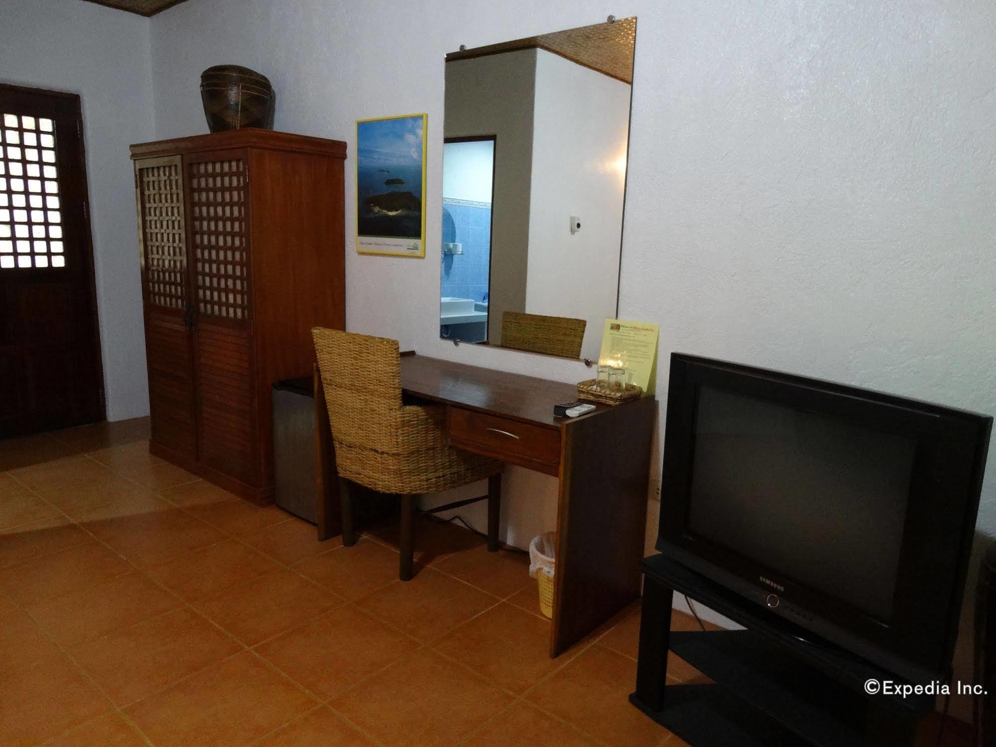 Hibiscus Garden Resort Puerto Princesa Екстер'єр фото