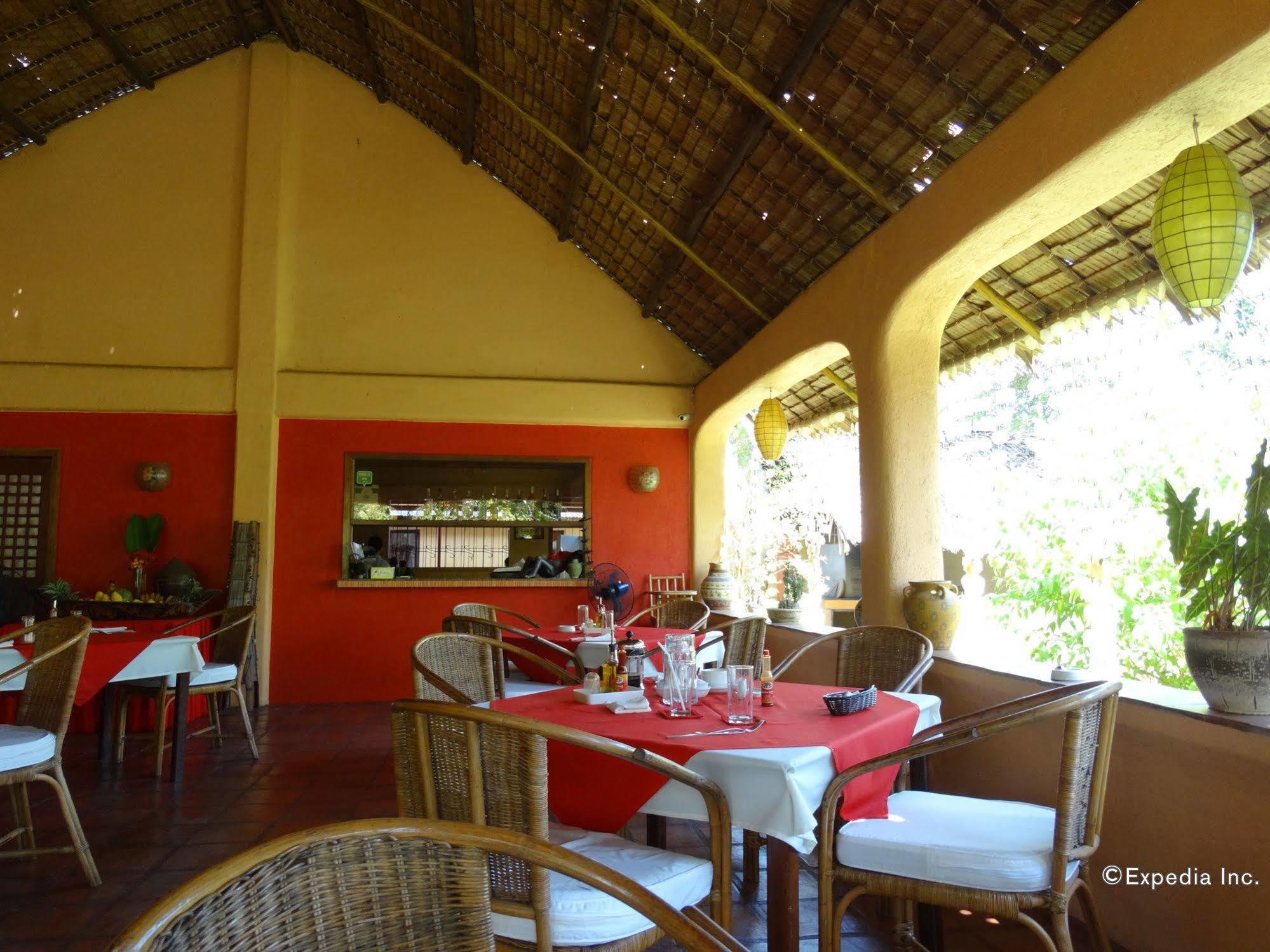 Hibiscus Garden Resort Puerto Princesa Екстер'єр фото