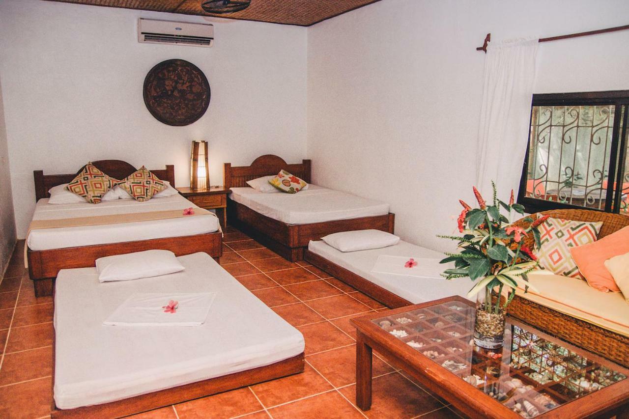 Hibiscus Garden Resort Puerto Princesa Екстер'єр фото